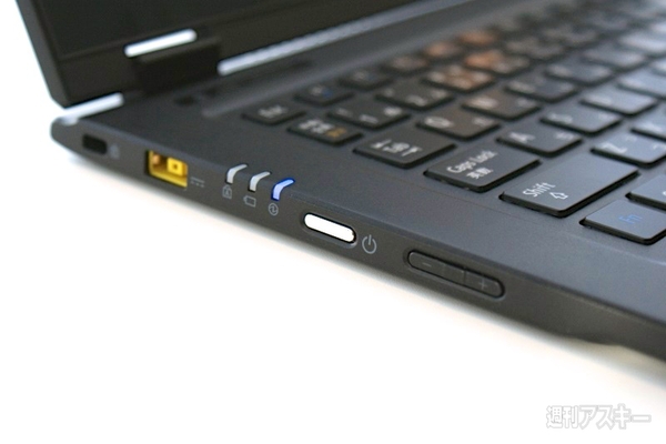 Windows 10プリイン版LAVIE Hybrid ZERO