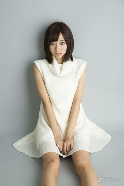 武田玲奈「特に可愛い女の子が出てくるアニメや漫画が好きです(笑)」｜表紙の人