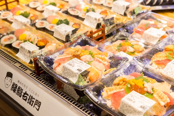 無印良品・東急ハンズを超えろ 地方スーパーに異変