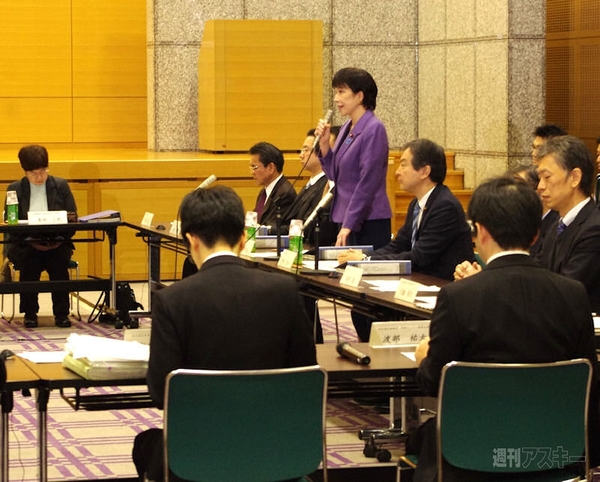 ケータイ料金ホントに安くなる？ 総務省タスクフォースの値下げ提言の真偽