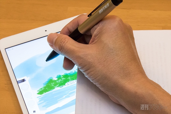 iPad miniで細かいメモ書きもラクラク！ 電池で動くアクティブ