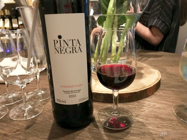 ワイン飲み放題