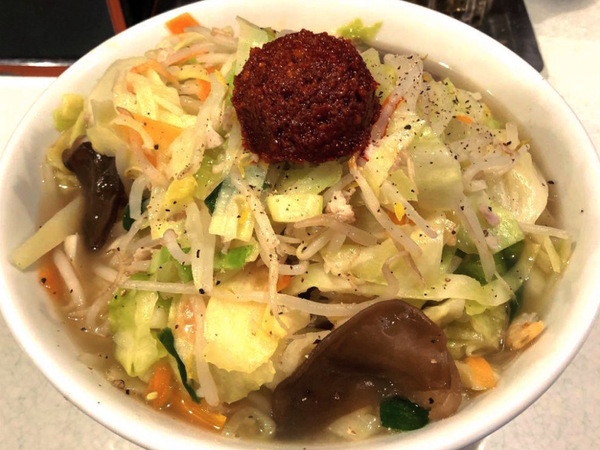 【中古】 ラーメンのある町へ！/新潮社/小野員裕 中古】 ラーメンのある町へ！/新潮社/小野員裕 41a5PO-L7ML