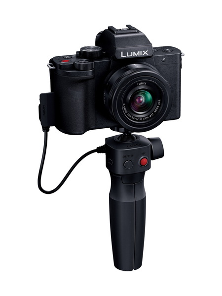 Ascii Jp パナソニックがvlog向け初のレンズ交換 高画質カメラ G100 発表