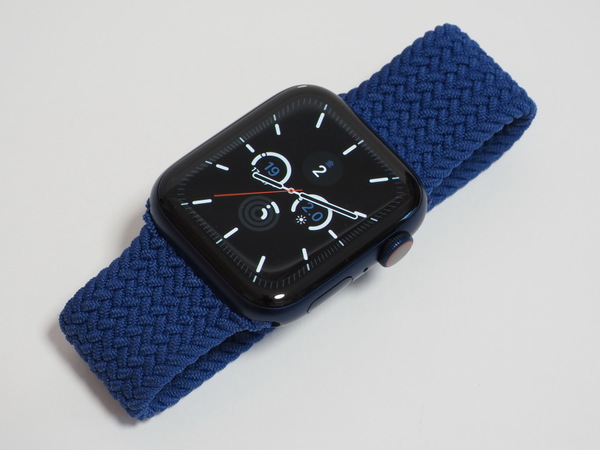 ASCII.jp：Apple Watch Series 6 実機レビュー = 中高年こそ活用したい 