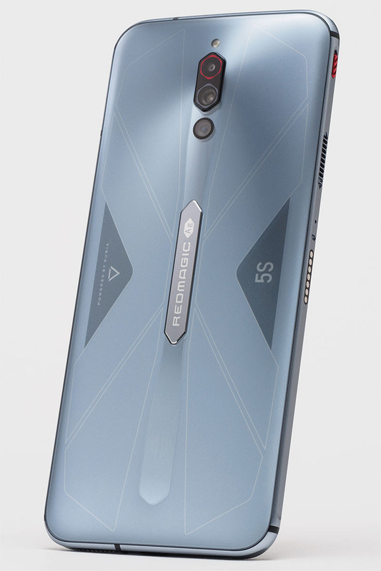 6万円台でスナドラ865のゲーミングスマホ新モデル「RedMagic 5S」を