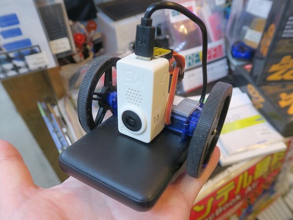 小型カメラによる画像認識対応ロボットが作れるキットが5000円で登場