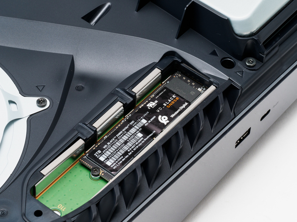 GRANCYロジテック SSD ヒートシンク付き 2TB PS5動作確認済 PS5拡張