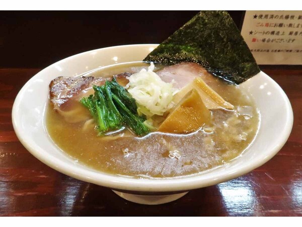 濃厚な豚骨から、強力な煮干しの味へリニューアル!? らーめん 五ノ神精肉店（東京・東秋留）【ZATSUのオスス麺 in 武蔵野・多摩】第41回