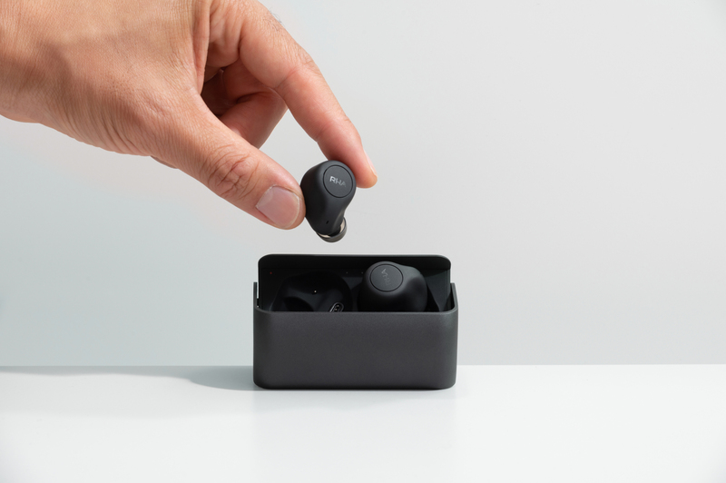 RHA、アクティブノイズキャンセリングイヤホン「TrueControl ANC」の