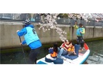 横浜の花見は水上が映える！ 立ちこぎボート×お花見クルーズが3月27日スタート