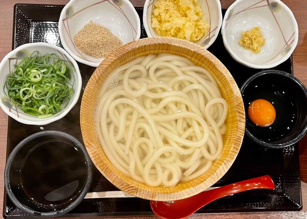 Ascii Jp 丸亀製麺の 麺匠 が一番食べてほしいのは 釜揚げうどん 麺匠のツウの食べ方をきいてきた 1 2