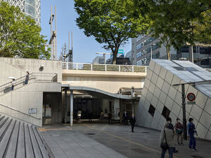 【西新宿百景】ダンジョンは駅前だけじゃない――西新宿は三次元の迷宮