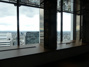 【西新宿百景】超高層ビル最上階と無線ー消えゆく展望エリアを惜しむ