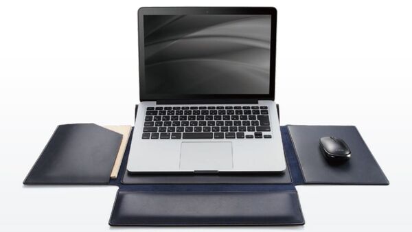 2021人気新作 エレコム PCA-LTTPC01BK ラップトップテーブル 膝上テーブル クッション付き マウスパッド リストレスト  スマホスタンド付き テレワーク 17.3インチノートパソコン ブラック