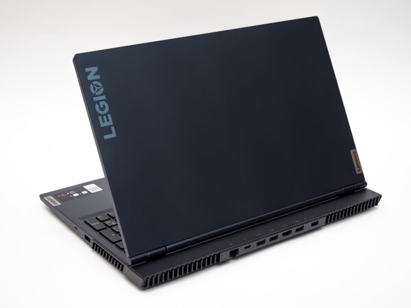 ASCII.jp：＜Lenovo Legion 560i＞はGeForce RTX  3070と高リフレッシュレート液晶搭載の15.6型ゲーミングノートPC (1/3)