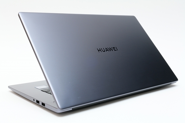 HUAWAI MateBook D15 Ryzen5 256GB