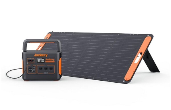 ASCII.jp：Jackery Japan、四つ折りにできるソーラーパネル「Jackery