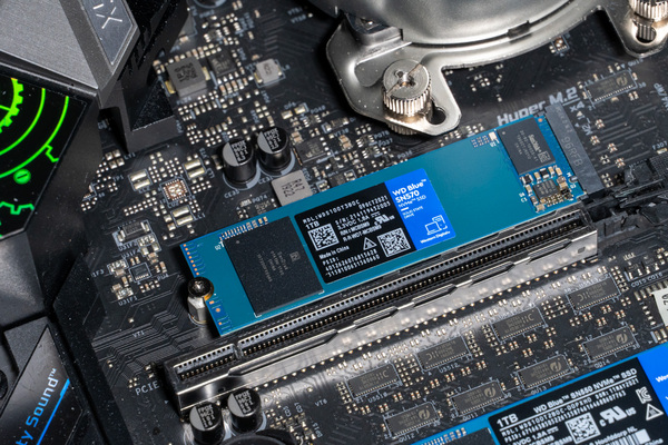PCパーツWD Blue SN570 NVMe W7DS500G3B0C