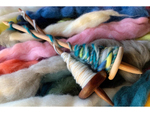 羊毛からの糸紡ぎを体験！ 横浜美術館「はじめての糸紡ぎ」2022年2月19日開催