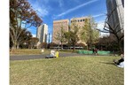 【連載／~空き活‼（工学院学生の空きコマ活動）~vol.2】 空きコマに新宿中央公園でピクニック