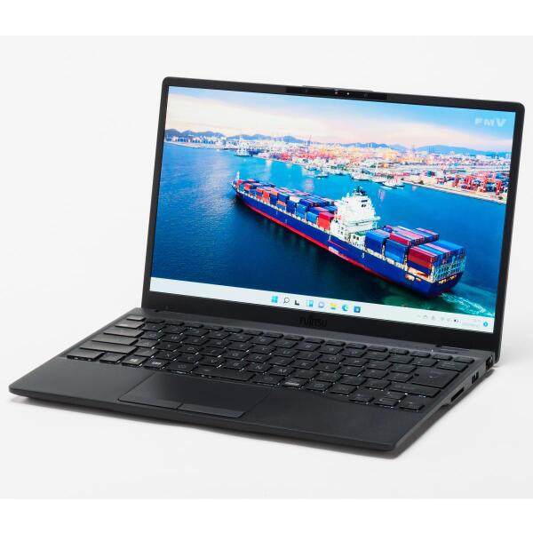 ASCII.jp：アッと驚く最軽量時865g！ 持ち運びも使い勝手も抜群な13.3