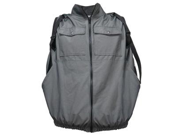 ASCII.jp：サンコー、ペルチェ素子とファンで体を冷却するベスト「冷蔵服」