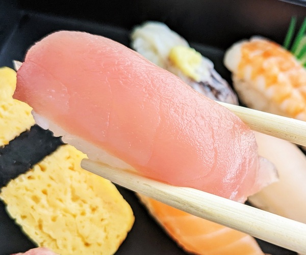 すしページ 宅配すし「柿家すし」は1人前からオーダーOK！ ネタも醤油もこだわって