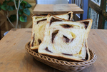 “冷やし食パン”って？　ル・ミトロン食パン、冷やしておいしい6月限定「チョコバナナ食パン」