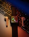 アップル「Apple Watch Series 8」50mmの大型ディスプレー登場か