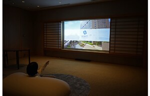 大画面スクリーン&高音質スピーカーを完備！　ハイアット リージェンシー 東京、「貸切シアタールーム付き宿泊プラン」を販売中
