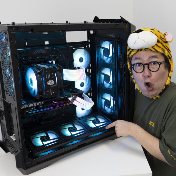 ASCII.jp：変態PCケース愛好家ジサトライッペイも唸った！ 超大型
