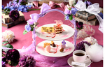 大人かわいい優雅なカフェタイムが楽しめる！　アニヴェルセルカフェ みなとみらい横浜「Violet Flower Holic」を開催