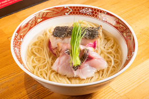 「ラーメンWalker東京2023」プレミアム麺のスタートは、殿堂入りが決定した｢ラーメン 巌哲｣だ！