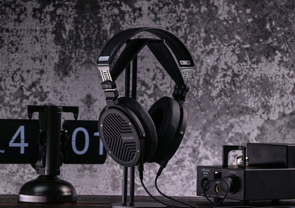 ASCII.jp:THIEAUDIOが平面駆動型ヘッドホン「Wraith」を発表
