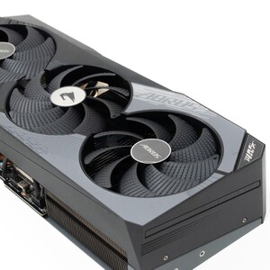 GIGABYTEのAORUS GeForce RTX 4080 16GB MASTERは狙い目OCモデル