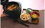 崎陽軒、北海道の秋鮭と蛸の旨みが堪能できる2種類の“炊き込みご飯の素”を発売