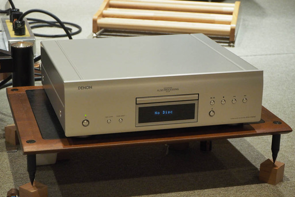 ASCII.jp：デノン、音のすべてが改善した中級SACDプレーヤー「DCD-1700NE」を発表