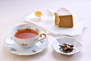 和紅茶「嘉一」を使用した至高のシフォンケーキ、ホテル日航福岡で3月31日まで販売中