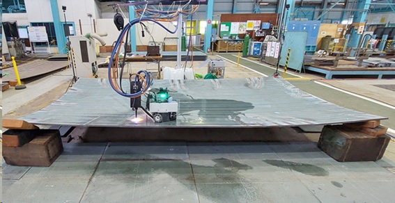 AI×ロボットで極厚の鉄板を熱して曲げる!!
