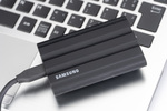 Samsung Portable SSD T7 Shieldの4TBモデルはLANより18倍速かった