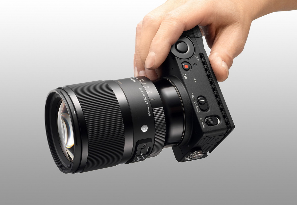 大口径 単焦点レンズ シグマ 85mm f1.4