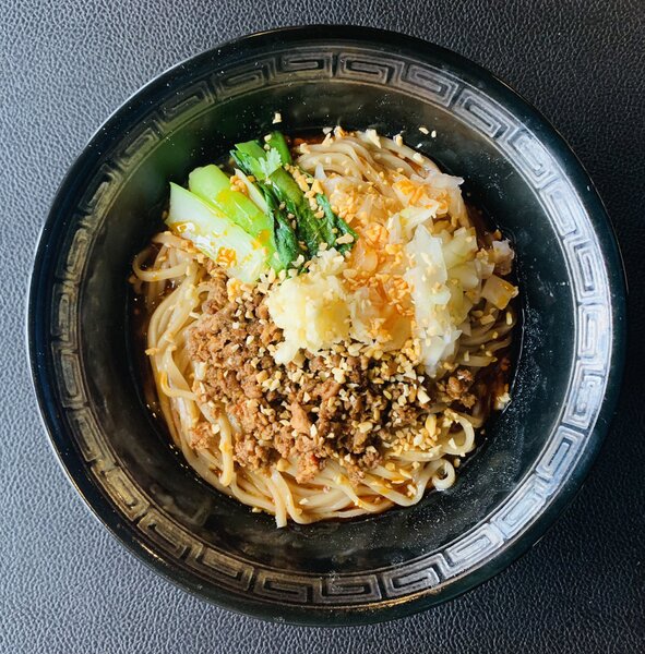 カップ麺として商品化までされた「にぼたん」が東中野店の看板商品に!