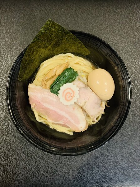 新たに考案された「まぜ中華」