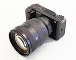 ソニーが大型センサーとAIチップ搭載のVLOGカメラ「ZV-E1」を発表