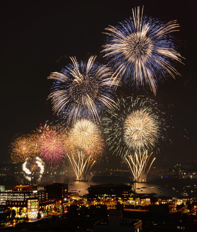 横浜港を約2万発の花火で彩る！ 「みなとみらいスマートフェスティバル