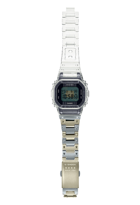 スケルトン素材で内部部品を見せるG-SHOCK