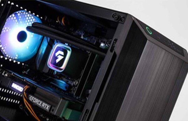 光らないゲーミングPC ゲーミングPC、光るモデルと光らないモデルは何が違う？ - 週刊アスキー