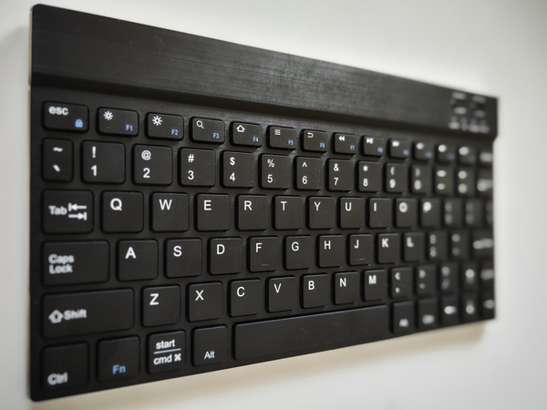 Anker Rechargeable Wireless Keyboard