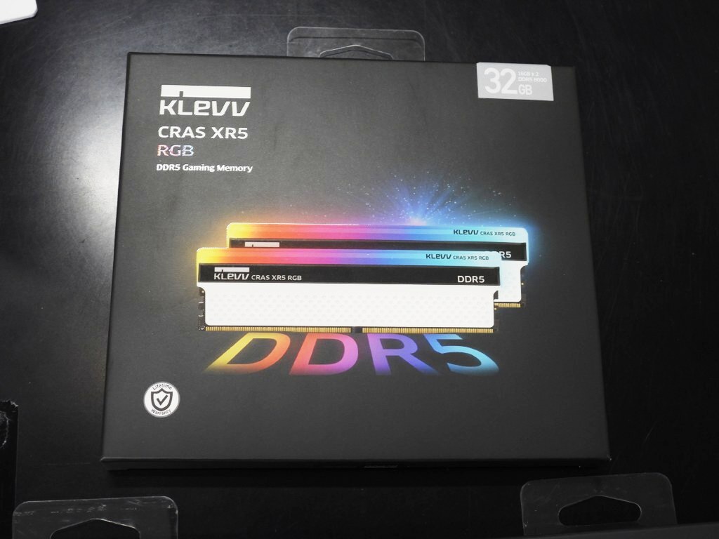 最速のDDR5-8000対応メモリーがKLEVVから発売